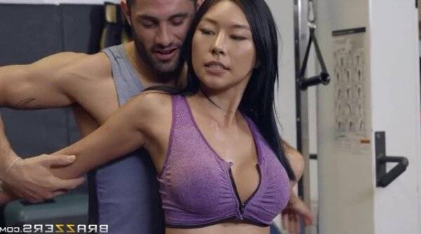 Intimate moments between Asian babe Honey Moon and her fitness instructor on girlsasian.net