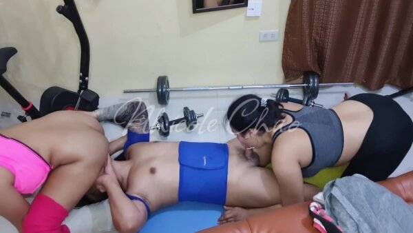 Asian Threesome Public Gym Sex! Kantotan Sa Gym - Pinay Threesome on girlsasian.net