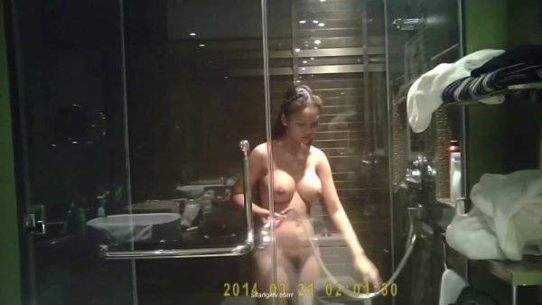 Asian Girls Bathing Hidden Cam Voyeur on girlsasian.net