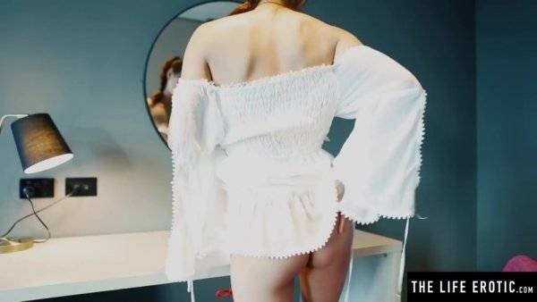 Watch This Kinky Asian Beauty Drink Her Own Hot Golden Pee on girlsasian.net