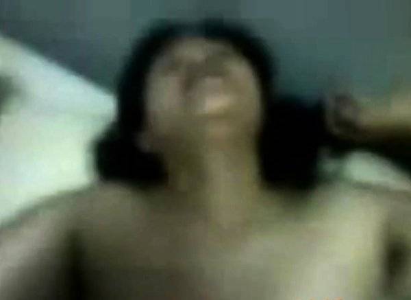 Indonesian Hijab Girl Moaning - Asian Amateur Babe - Japan - Indonesia on girlsasian.net