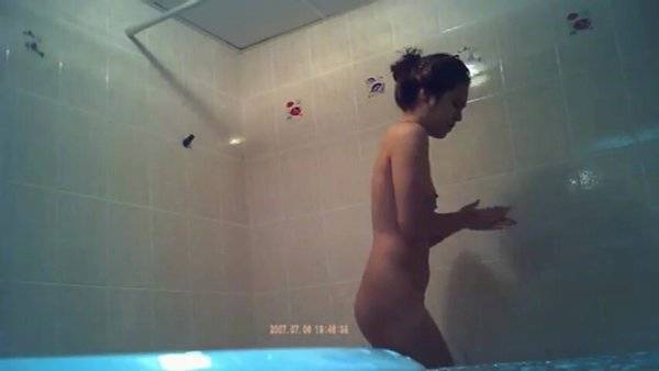 Cute asian naked shower on girlsasian.net