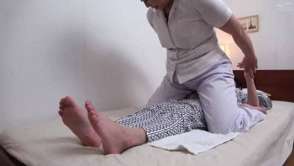 Sexy Asian MILF in Uniform Gives Hotel Massage and Ends Up Fucking Hard on girlsasian.net