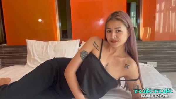 Busty Asian Nude And Naughty With Stud At Tuktuk Patrol - Thailand on girlsasian.net