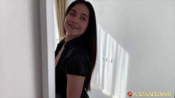 Uniform Sex Surprise Drains 2 Loads On Asian Sex Diary on girlsasian.net