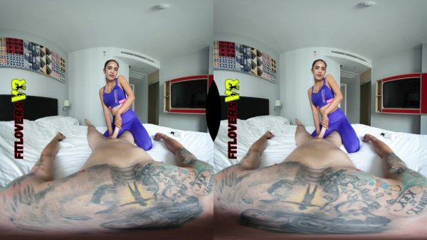 Athletic Asian With Big Tits: Outdoor And Creampie on girlsasian.net