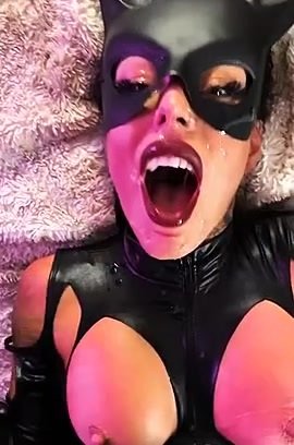 MILF in Cosplay Gets Big Dick and Big Facial on girlsasian.net