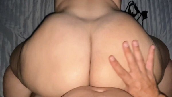 Brazilian curvy Latina rides her lover in secret with tattoo on display - Brazil on girlsasian.net