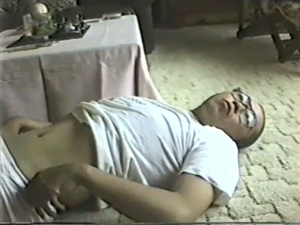 Alone man uses electric vibrator on carpet leading to cumshot on girlsasian.net