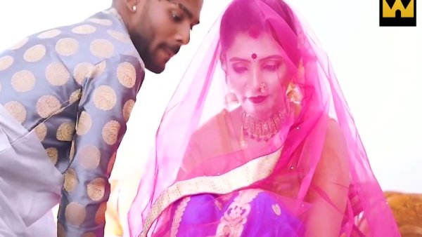 Indian wife cheats with ebony lover in passionate bedroom encounter - India on girlsasian.net