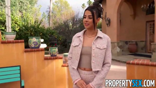 Petite real estate agent meets client for viewing and ends up on all fours taking it deep and getting a facial on girlsasian.net