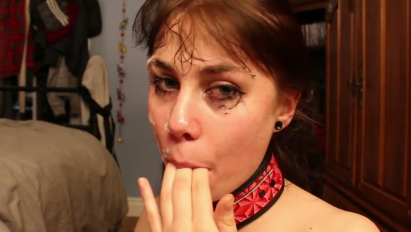 Brunette in red-studded collar deep-throated on wooden floor on girlsasian.net